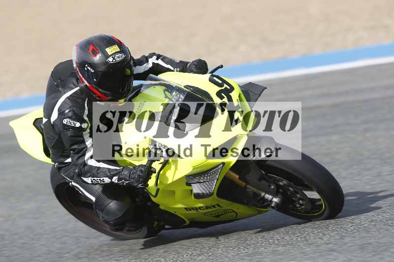 /Archiv-2024/02 29.01.-02.02.2024 Moto Center Thun Jerez/Gruppe gruen-green/229